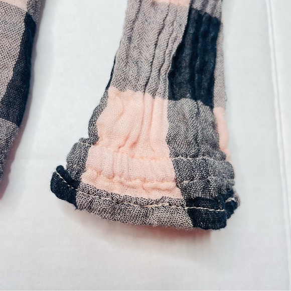 𝅺harper Canyon Plaid Buffalo Check in Black and Soft Pink NWOT Keyhole Detail - Picture 3 of 9